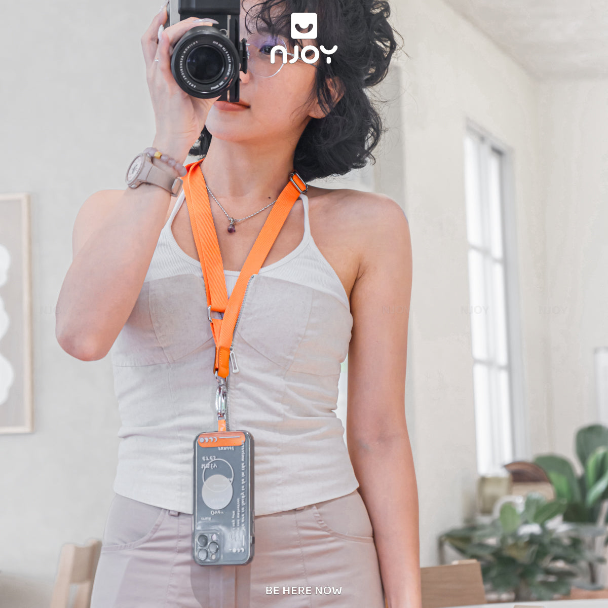 Dây đeo điện thoại chống rơi rớt thất lạc dài 65cm điều chỉnh kích
