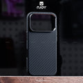 Ốp carbon nhám chống vân tay siêu mỏng bảo vệ camera — iPhone 14 Pro