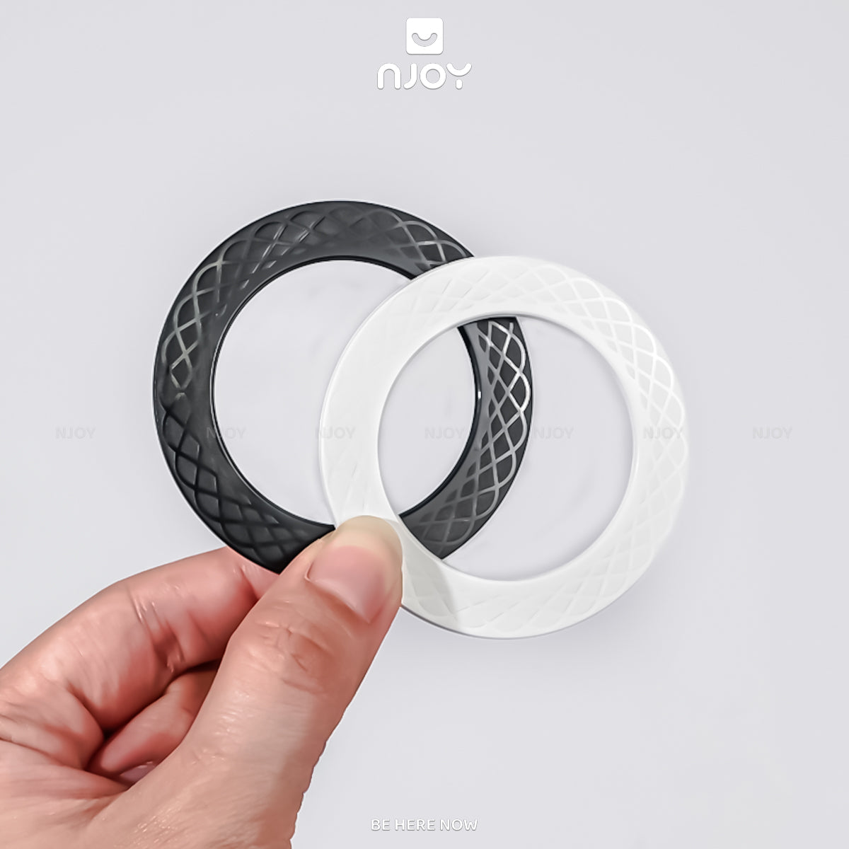 Miếng dán hỗ trợ sạc không dây MagSafe từ tính — ảnh 8
