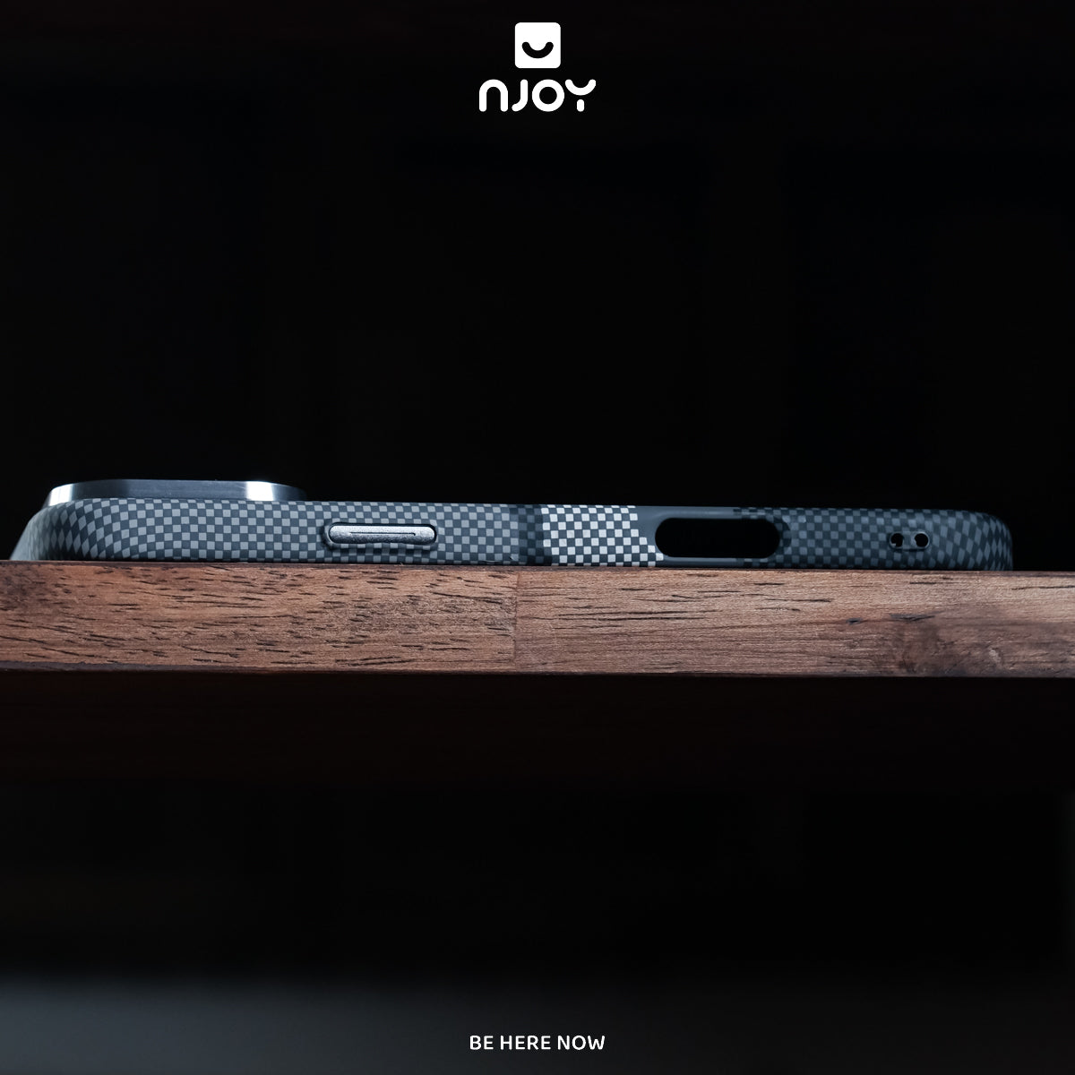 Ốp carbon MagSafe siêu mỏng PC in hình núi — iPhone 14 Pro — ảnh 4