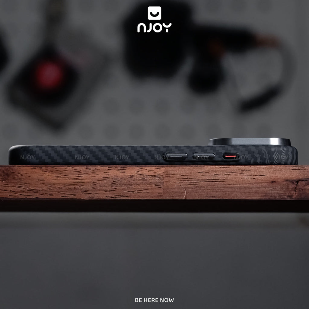 Ốp carbon nhám chống vân tay siêu mỏng bảo vệ camera — iPhone 14 Pro — ảnh 8