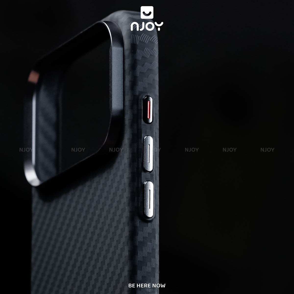 Ốp carbon nhám chống vân tay siêu mỏng bảo vệ camera — iPhone 14 Pro — ảnh 3