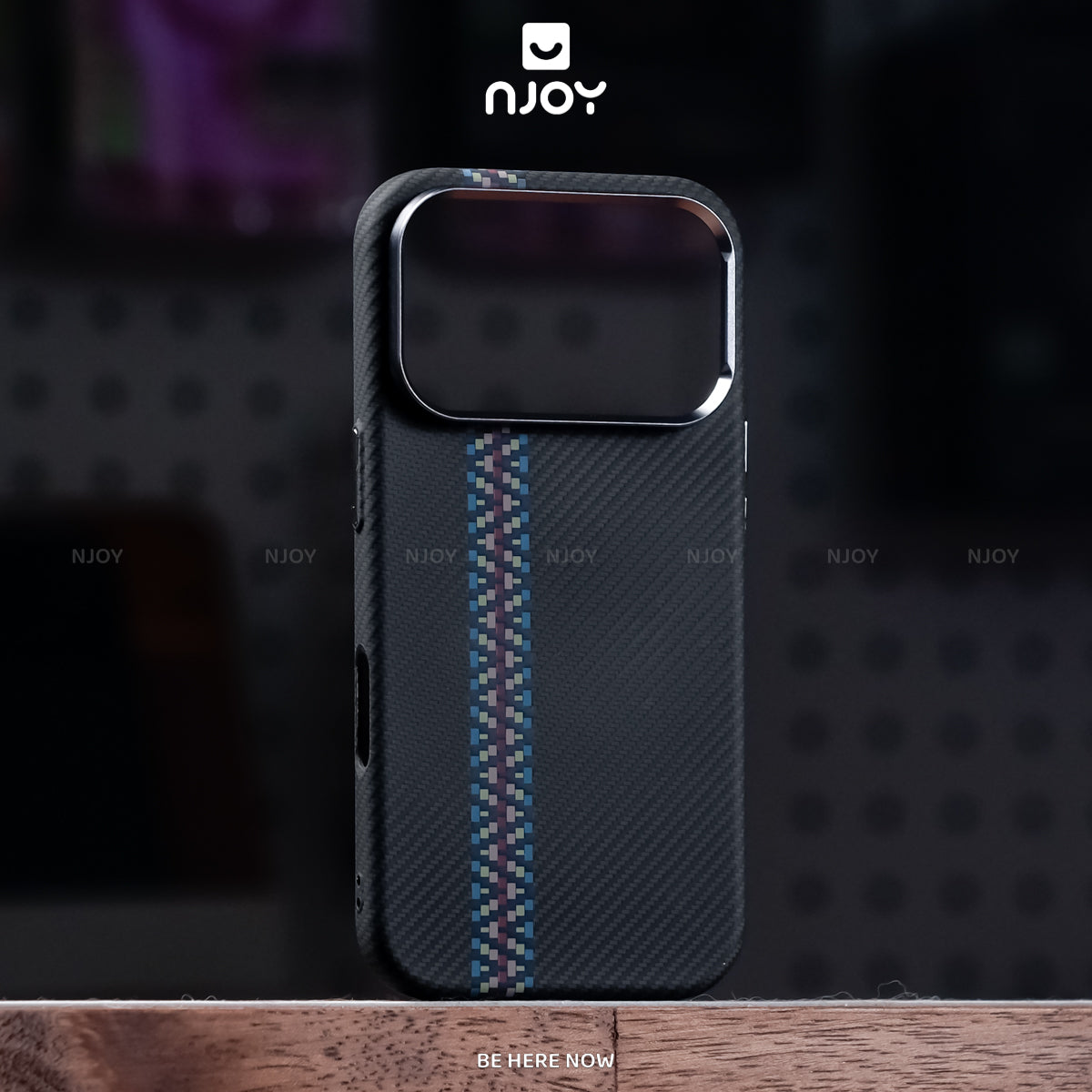 Ốp carbon nhám chống vân tay siêu mỏng bảo vệ camera — iPhone 14 Pro — ảnh 7