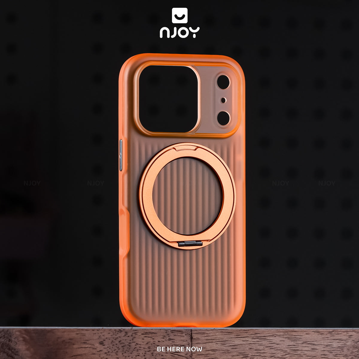 Ốp lưng kiêm giá đỡ xoay 360 độ hỗ trợ sạc không dây — iPhone 14 Pro — ảnh 10