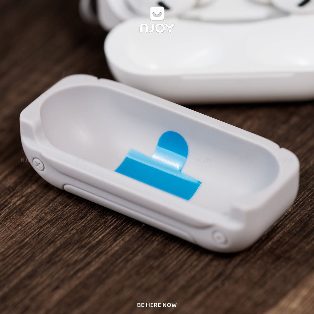 Ốp in hình máy nghe nhạc cassette cổ điển retro kèm dây — AirPods 4 — ảnh 10
