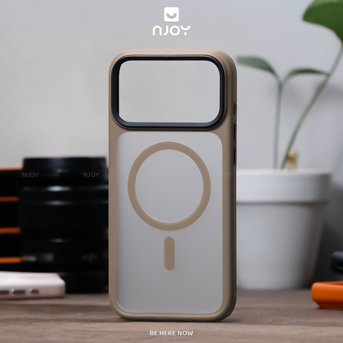 Ốp nhám hỗ trợ sạc không dây từ tính nút bấm ai camera — iPhone 16 — ảnh 13