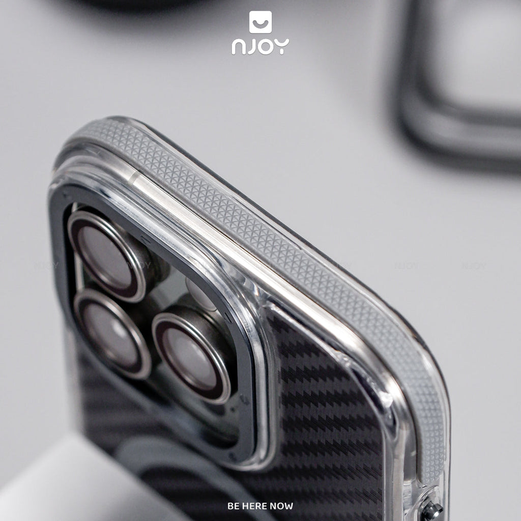 Ốp MagSafe carbon lưng nhám viền chống trượt — iPhone 14 Pro Max — ảnh 8