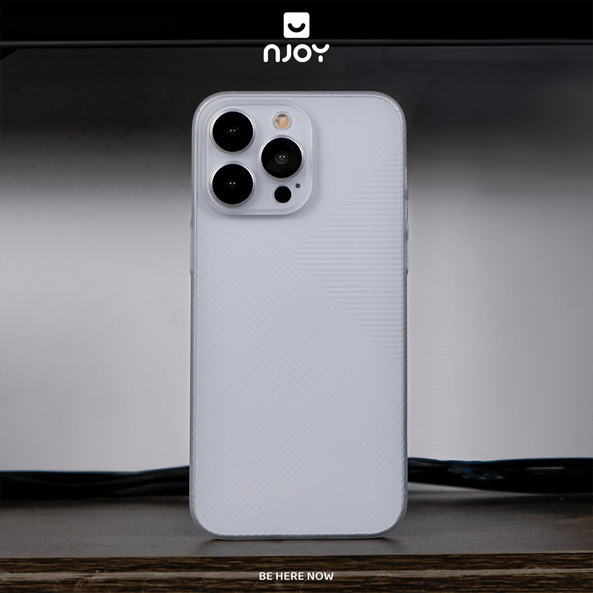 Ốp nhám sọc siêu mỏng nexus họa tiết hình học — iPhone 14 Pro — ảnh 7